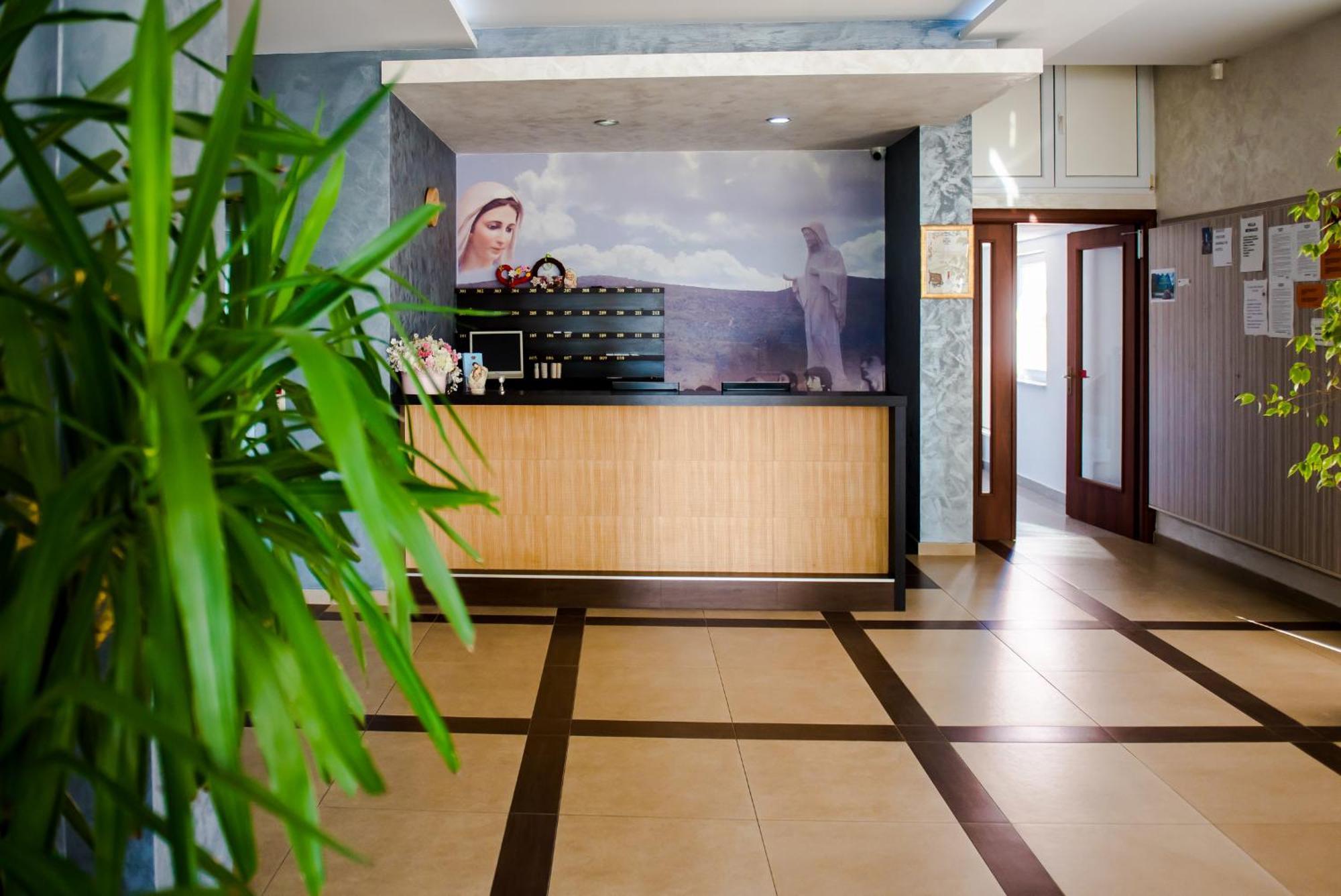 Hotel Villa Monako Medjugorje Exterior foto